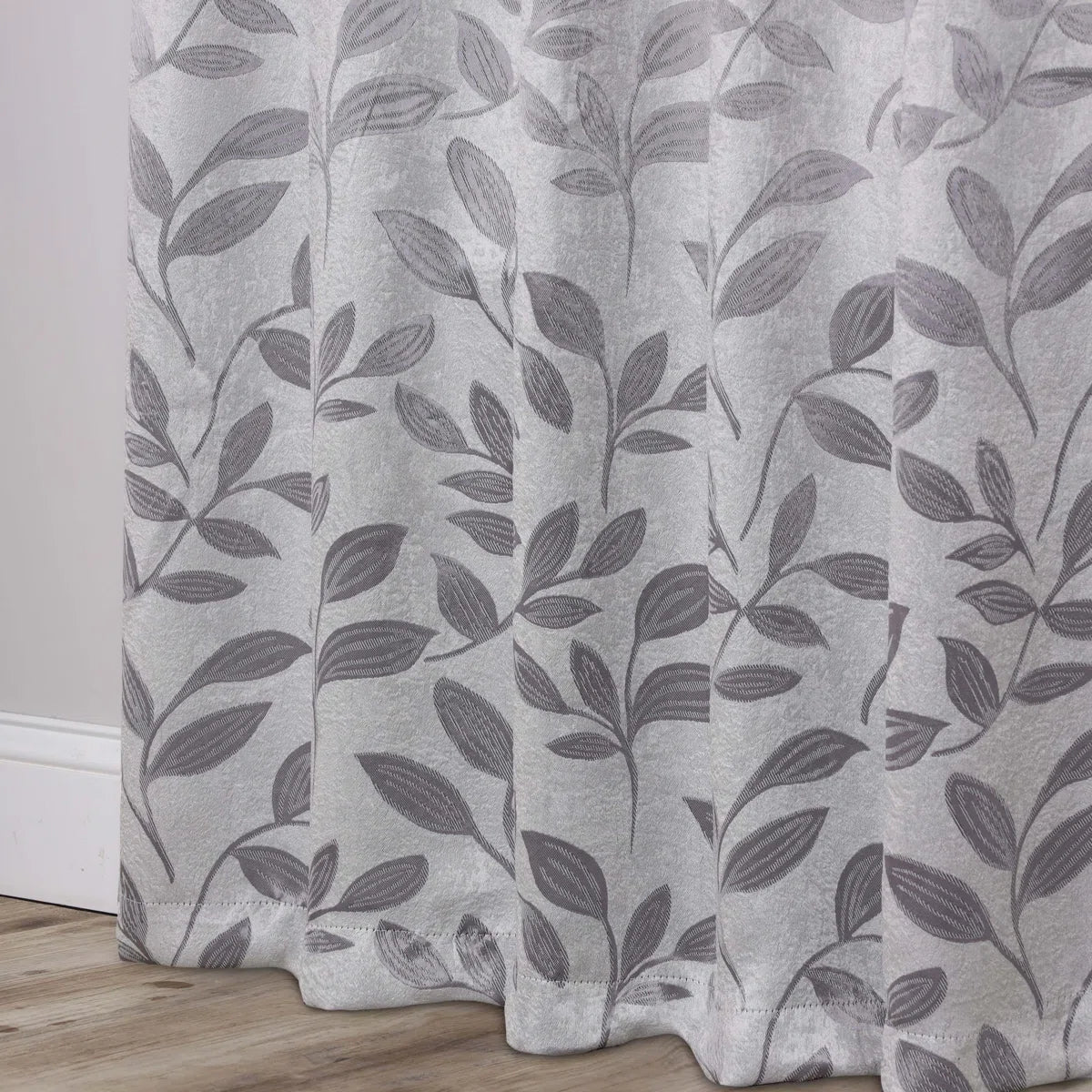 Finklea Floral Pattern Polyester Light Filtering/Room Darkening Rod Pocket Curtain Panels (Set of 2)